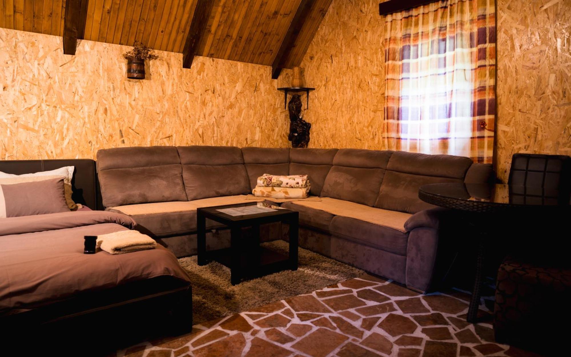 Hotel Detached House Milivoje Poscenje Zewnętrze zdjęcie