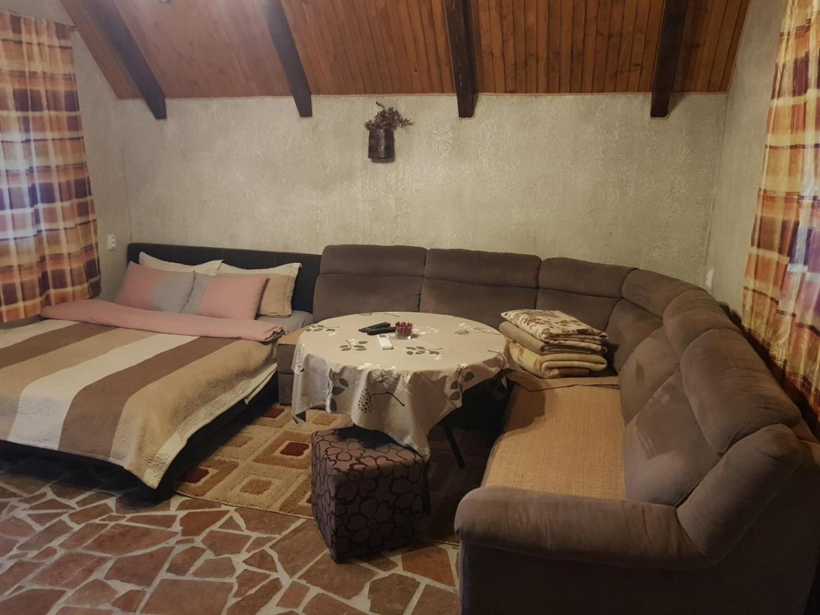 Hotel Detached House Milivoje Poscenje Zewnętrze zdjęcie